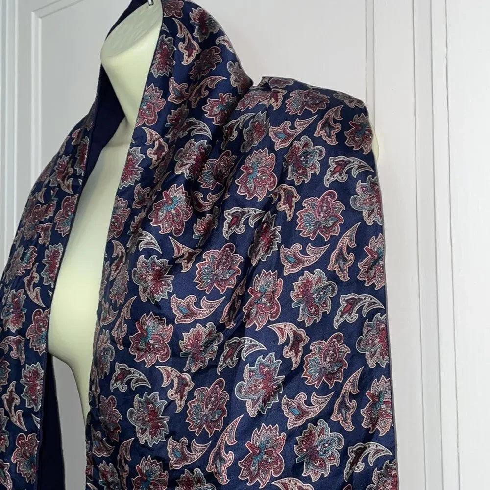 Vtg silk paisley & navy blue wool‎ reversible winter scarf